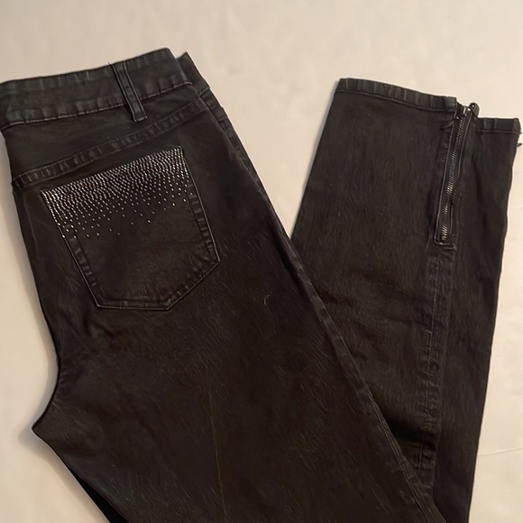 Cache black jeggings jeans, size 6. Zipped ankles, , rhinestones back pockets. - Picture 1 of 16